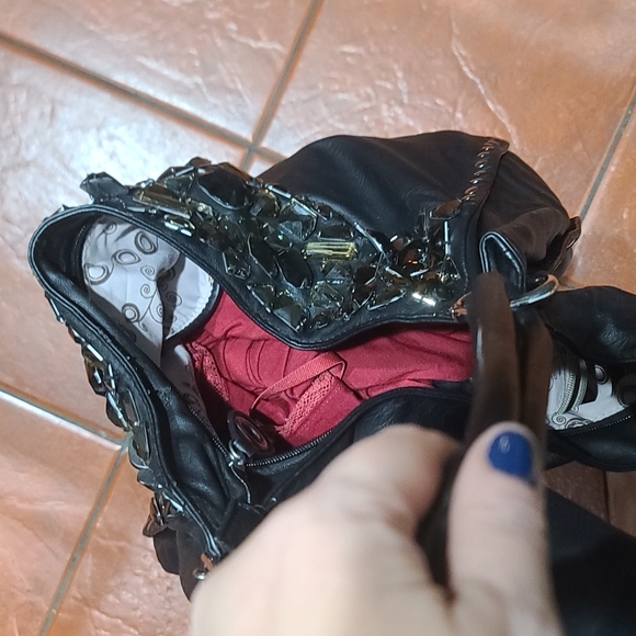 Like new jeweled purse - Picture 5 of 12